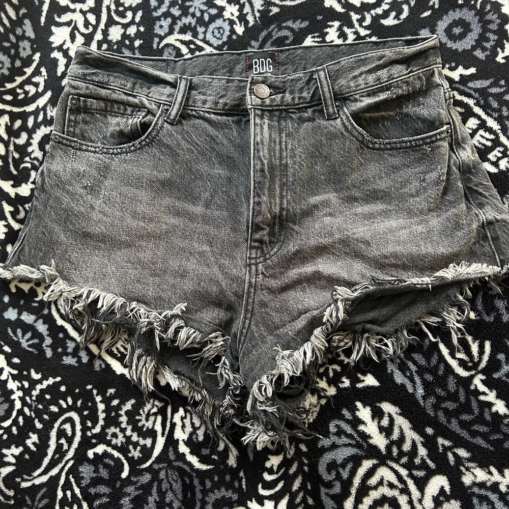 black jean shorts